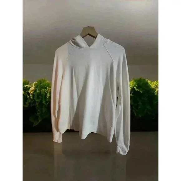 Athleta Tops - Athleta Hoodie Womens Medium White Tulip Back Sweater Thumb Cuff Casual